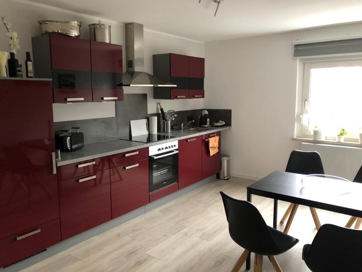 Body Kult Loft - Modernes Appartement Mit 2 Separaten Schlafzimmern Zwickau Kültér fotó