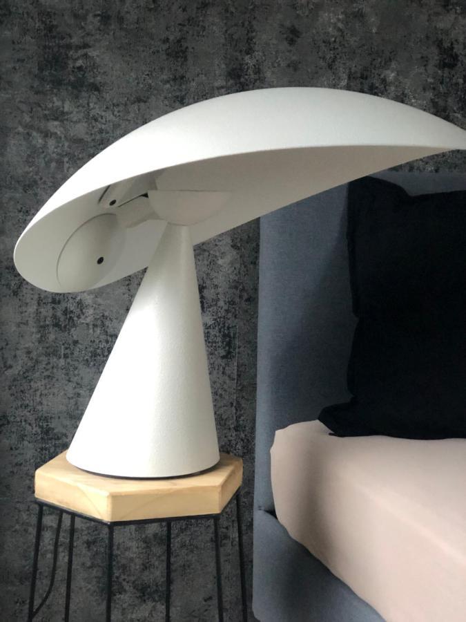Body Kult Loft - Modernes Appartement Mit 2 Separaten Schlafzimmern Zwickau Kültér fotó