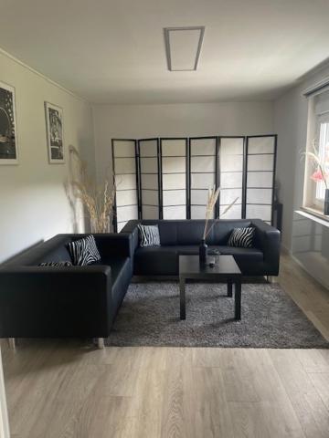 Body Kult Loft - Modernes Appartement Mit 2 Separaten Schlafzimmern Zwickau Kültér fotó